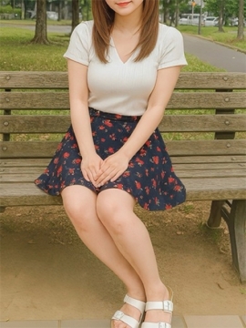 芹沢あやか
